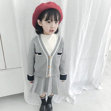 Load image into Gallery viewer, 2019 new fashion girls clothing sets tops+ skirts girls clothing children clothing 1-6years