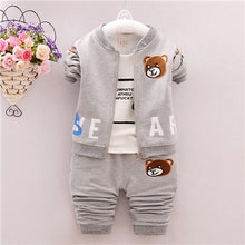 Load image into Gallery viewer, 2019 New products Fashion  Children&#39;s clothing suit  Cotton products for Boys  Three-piece set Spring and autumn Kids set